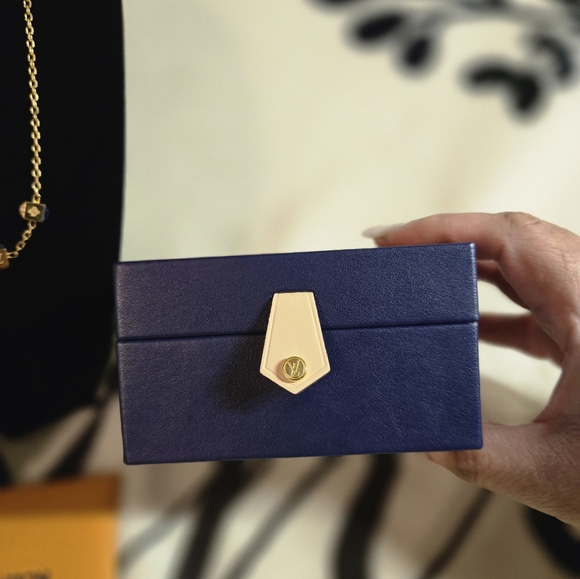 💯 Authentic Louis Vuitton Collier Gamble Necklace and Jewelry Box - Picture 8 of 14